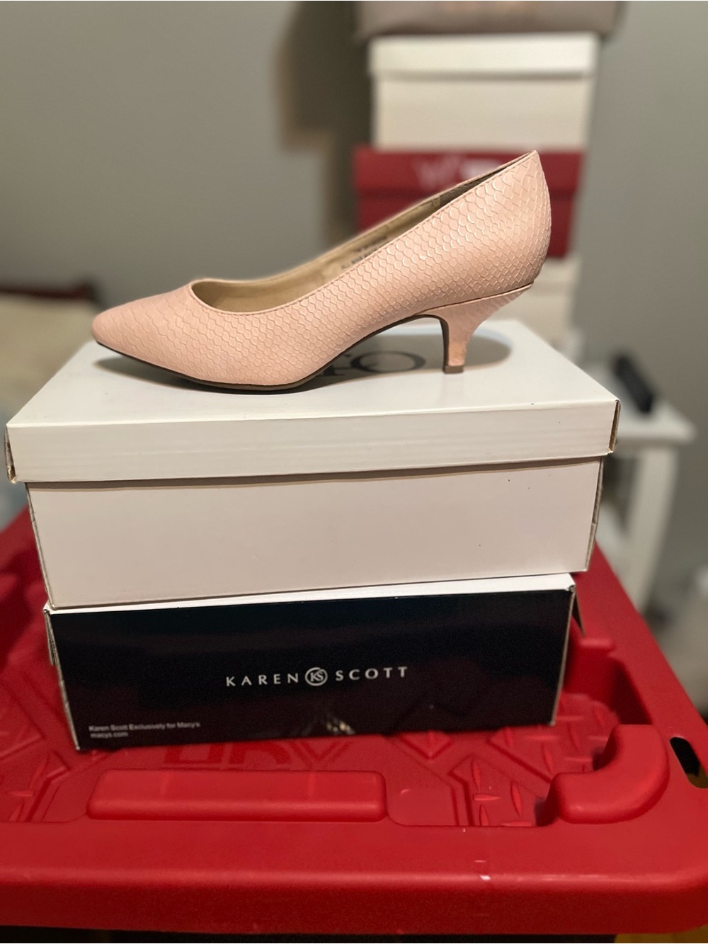 Cato Pink Textured Kitten Heel Pumps